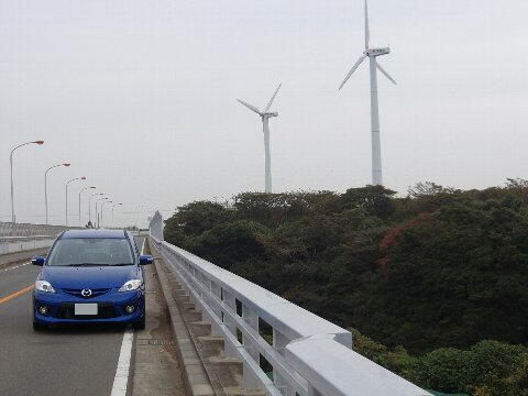 宮川公園の風力発電風車