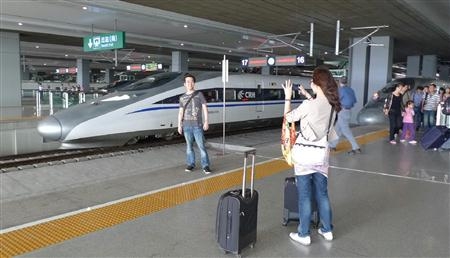 中国のパクリ新幹線