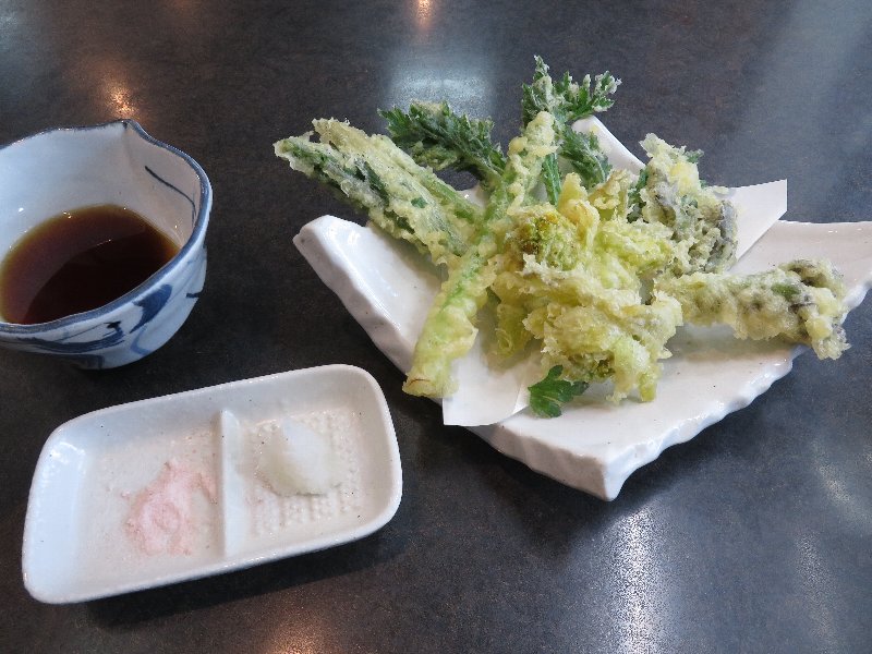 山菜の天ぷら