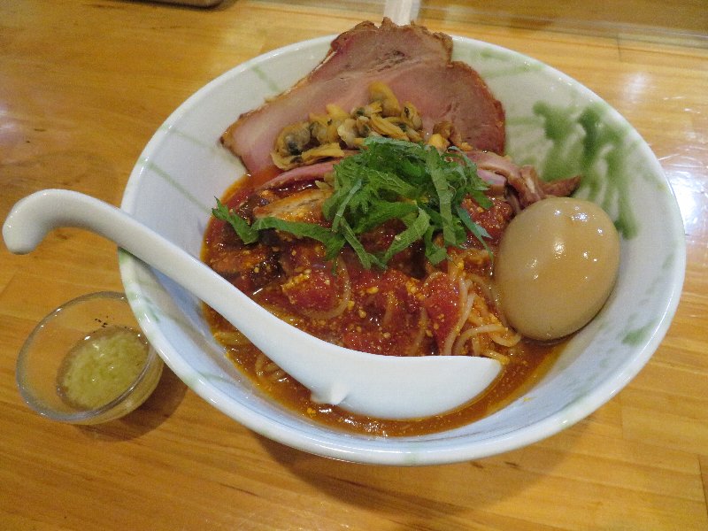 冷製トマトとナスのまぜそば