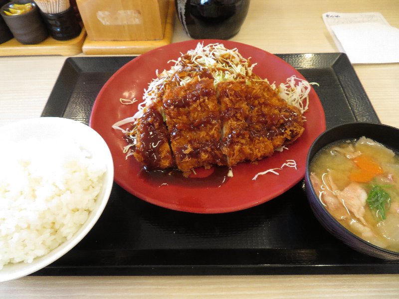 ロースカツ定食