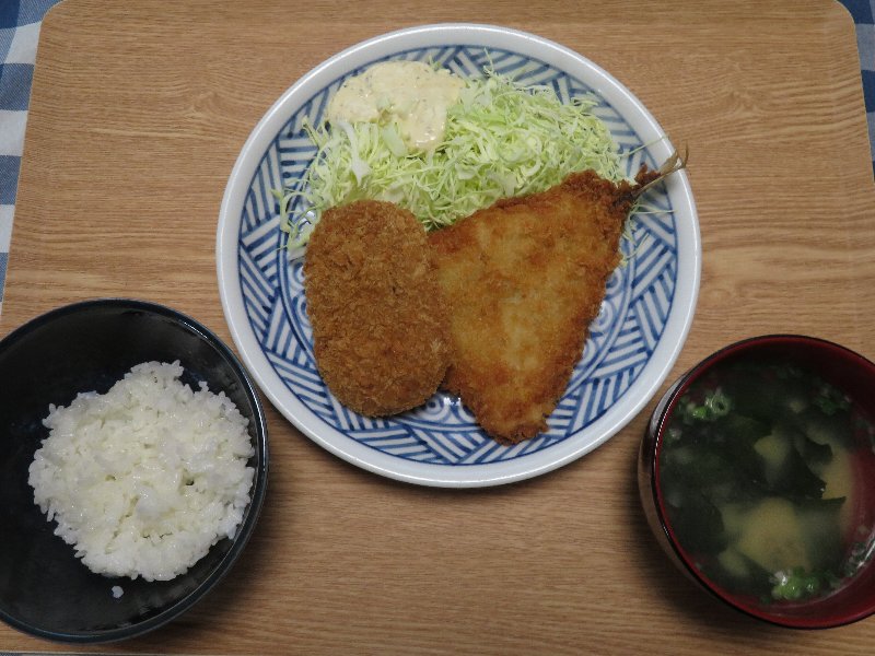 アジフライとコロッケ